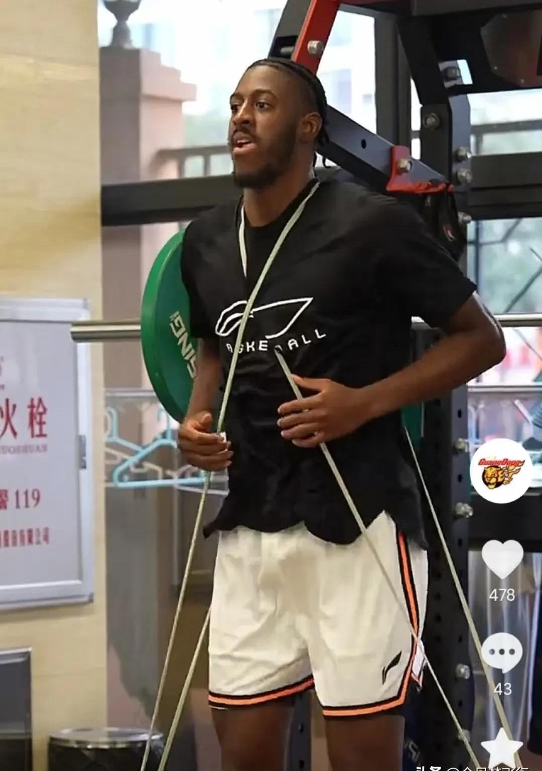 季后赛氛围渐浓，各队积极备战迎接挑战的简单介绍