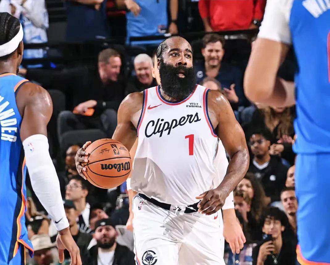 山东队横扫雷霆，哈登统治全场