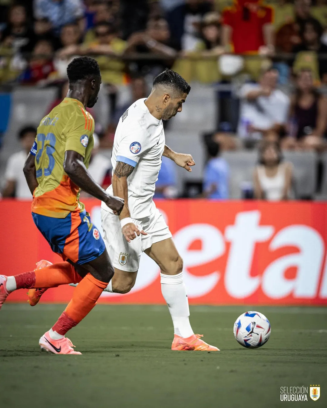 尤文轻取瑞典，苏亚雷斯惊艳四座